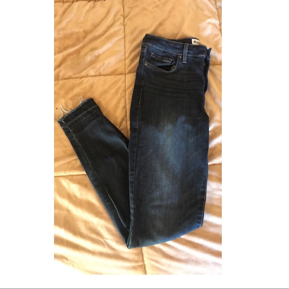 WILLIAMRAST Sculpted Highrise Jeans